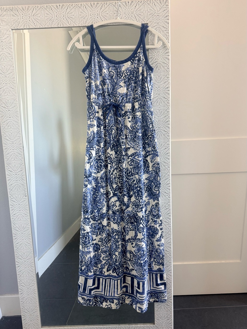 Merona Blue and White Sleeveless Floral Maxi Dress